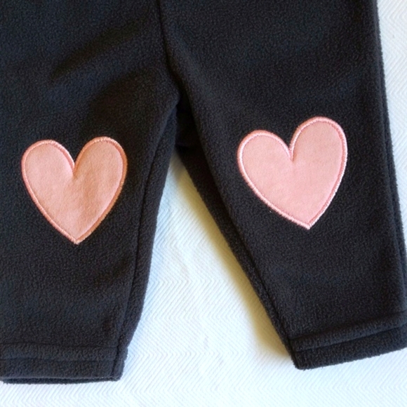george gray fleece pants with heart knee patches 0-3 months baby girl - Picture 2 of 4